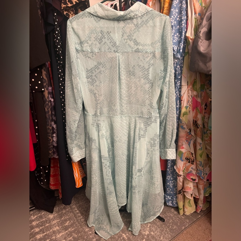 SOLD- Guess Nykki Shirt Dress ~ NWT ~ Sz M - Picture 6 of 9